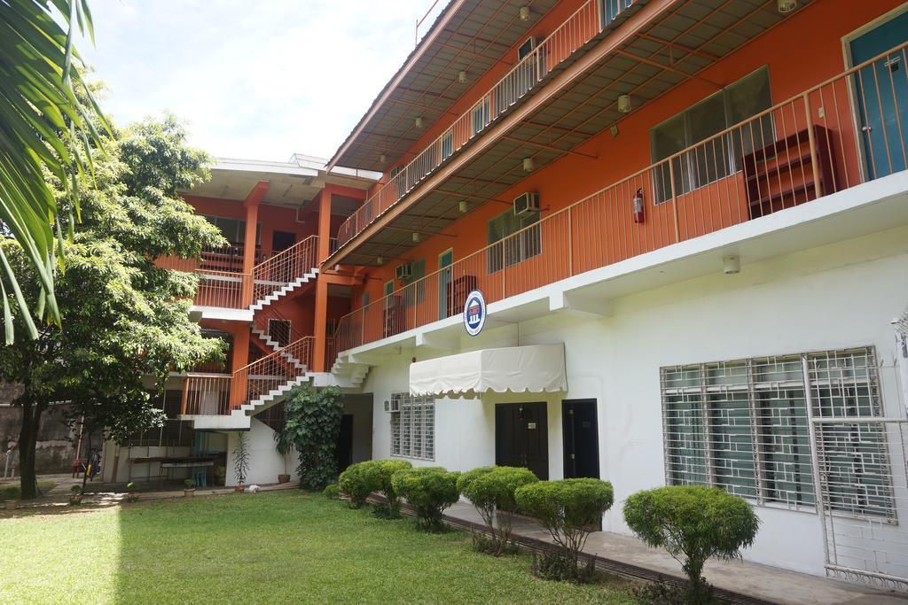 A Pousada E-Mo Dormitory Cebu Exterior foto